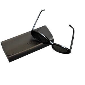 Quince Bali Polarized Acetate Sunglasses in Black with Grey Lens